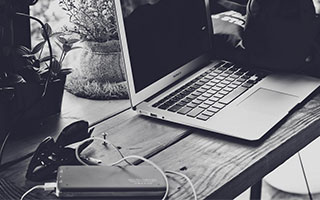 乐鱼体育网页版登录入口-打板绝杀靠运气？双探花同砍30+ 绿军斩雄鹿非巧合