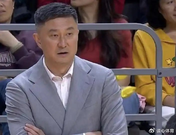 leyu乐鱼体育-广东主帅被喊下课，辽宁5连胜，山东大外伤情曝光，曝林葳转会上海|山东队|广东宏远|麦考尔|辽宁男篮|广东男篮_新浪体育_新浪新闻